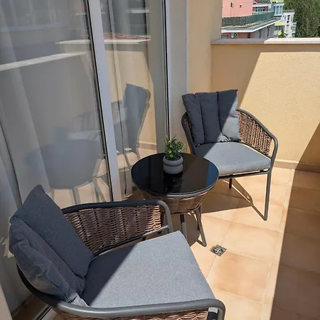 Viktorsapartment Appartement *